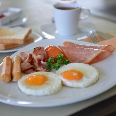 Sappaya Hotel By Lotus Valley Golf Resort Chachoengsao Bagian luar foto
