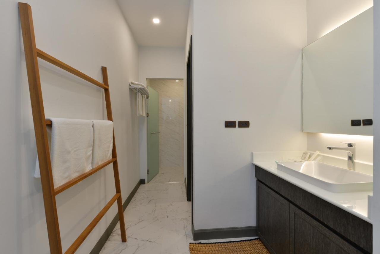Sappaya Hotel By Lotus Valley Golf Resort Chachoengsao Bagian luar foto